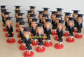 Order large quantity of figurine souverniors or mementoes for company functions, ideal as door gifts.