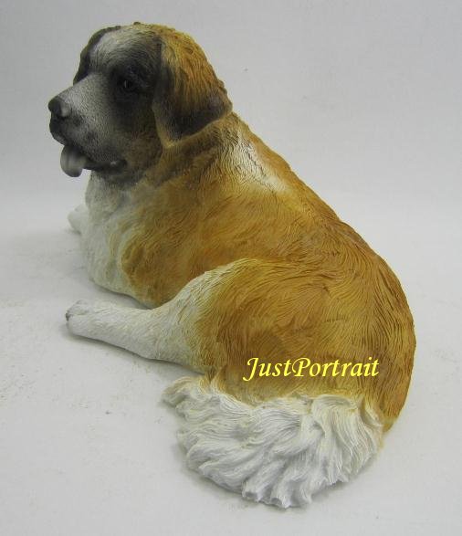 custom dog pet figurine, any size, in resin material, finishing in color or bronze suitable for urn top